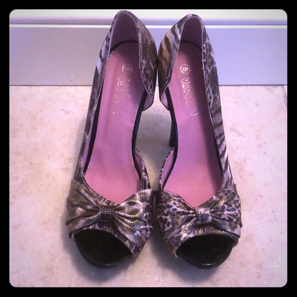 One O one high heels